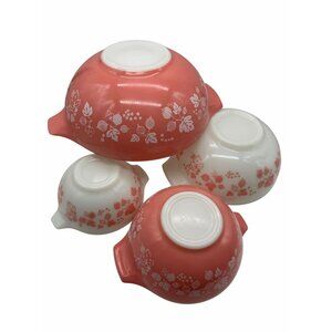 Pyrex Gooseberry Cinderella Pink 4 Piece Mixing Bowl Set Rare Nesting Lipped